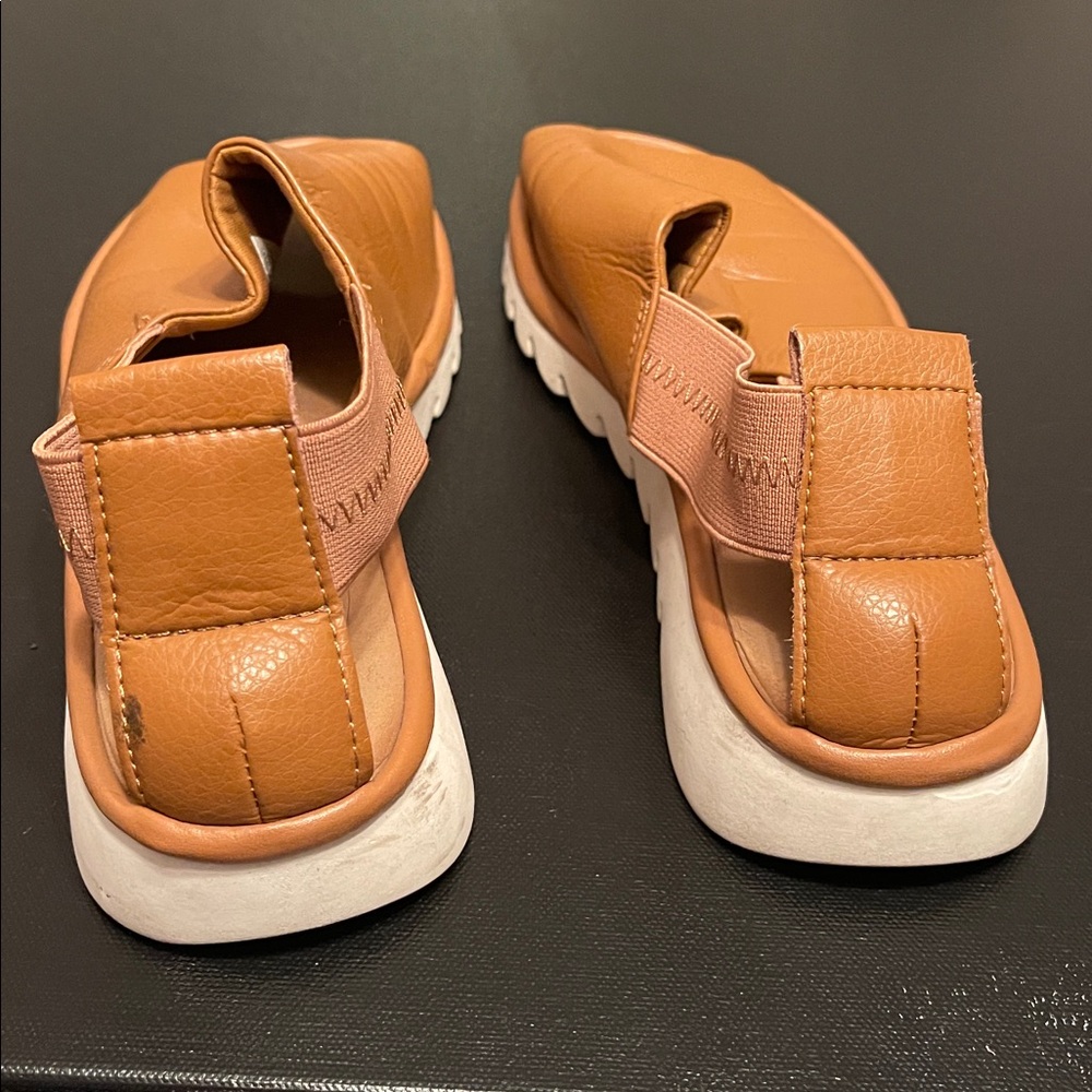 Sketchers sandals - Picture 4 of 5